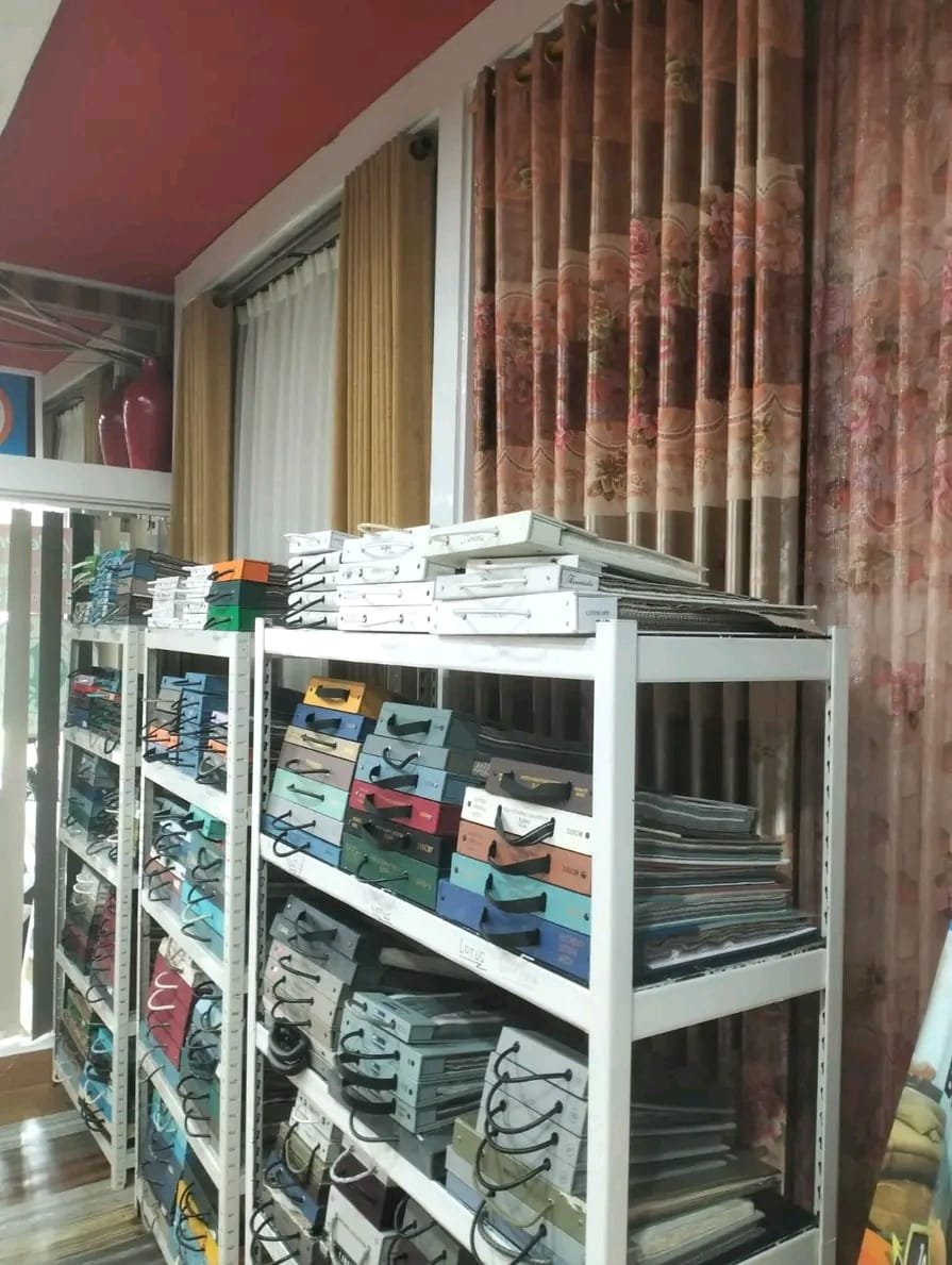 Tirai Minimalis Modern
